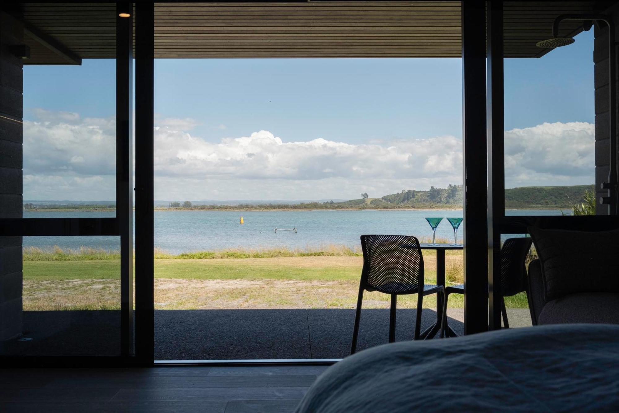 Pukehina Estuary Sunset Views Townhouse & Studio Εξωτερικό φωτογραφία
