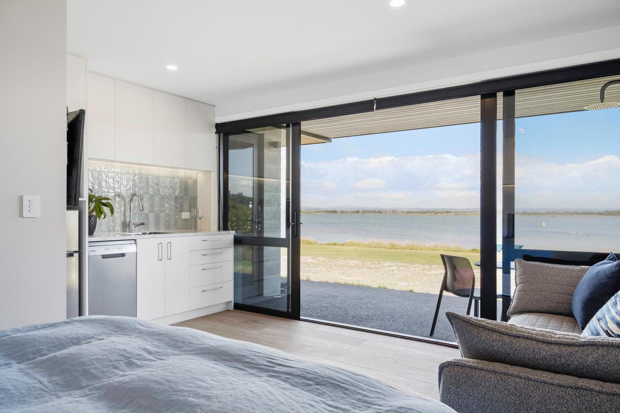Pukehina Estuary Sunset Views Townhouse & Studio Εξωτερικό φωτογραφία